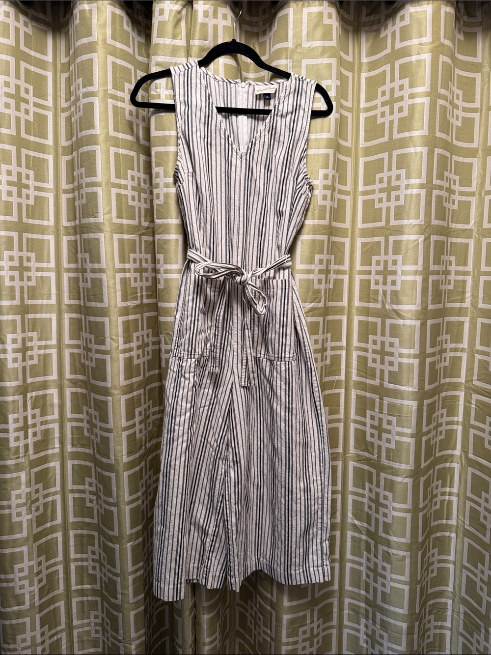 Striped Sleeveless Tie-Waist Midi pantsuit